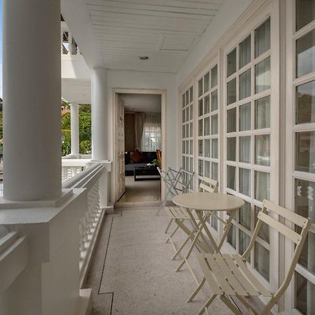 Villa Atchara Patong Экстерьер фото